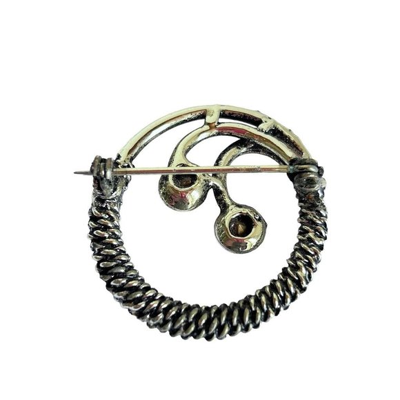 Vintage Silvertone Round Wreath Brooch Braided Design 1 3/8" - Picture 6 of 6